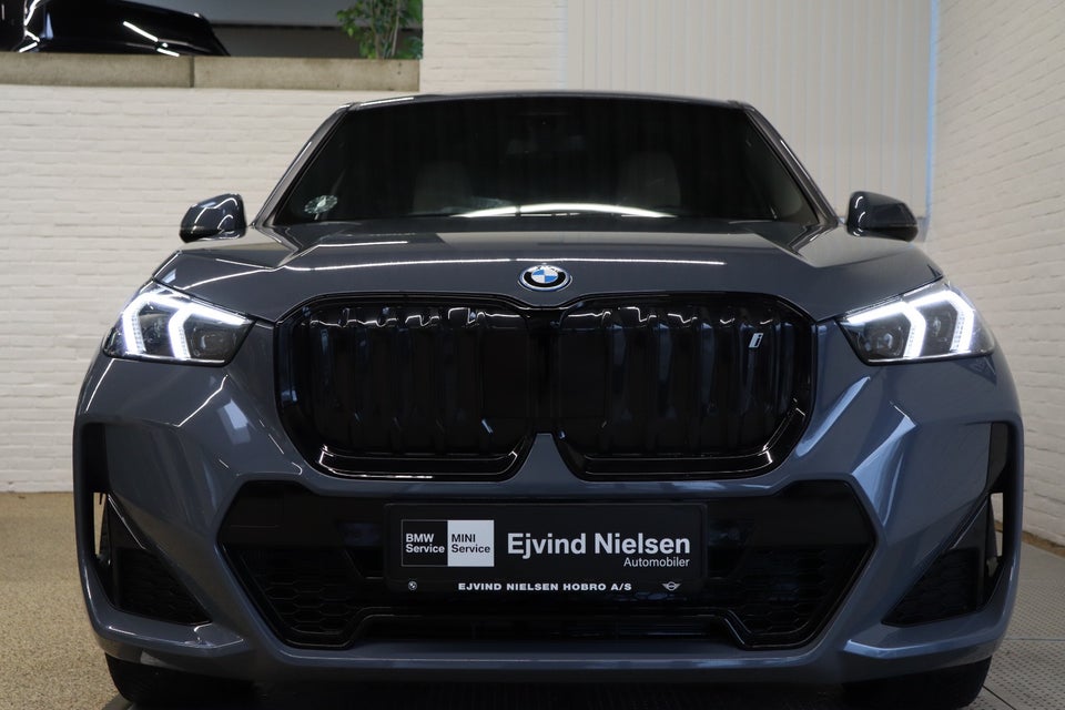 BMW iX1 xDrive30 M-Sport Premium 5d