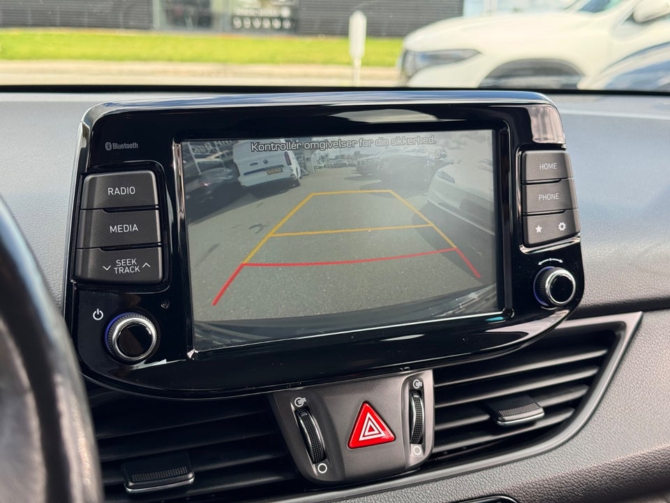 Hyundai i30 1,4 T-GDi Premium stc. DCT 5d