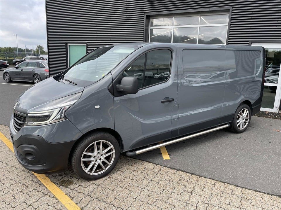 Renault Trafic T29 2,0 dCi 145 L2H1 EDC