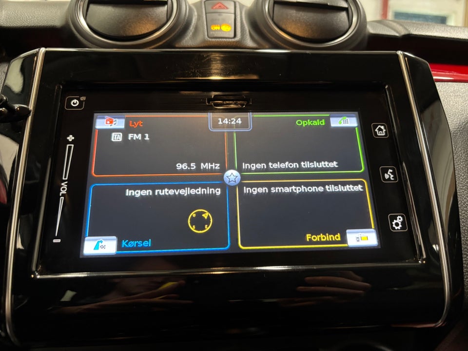 Suzuki Swift 1,0 Boosterjet SHVS Exclusive 5d