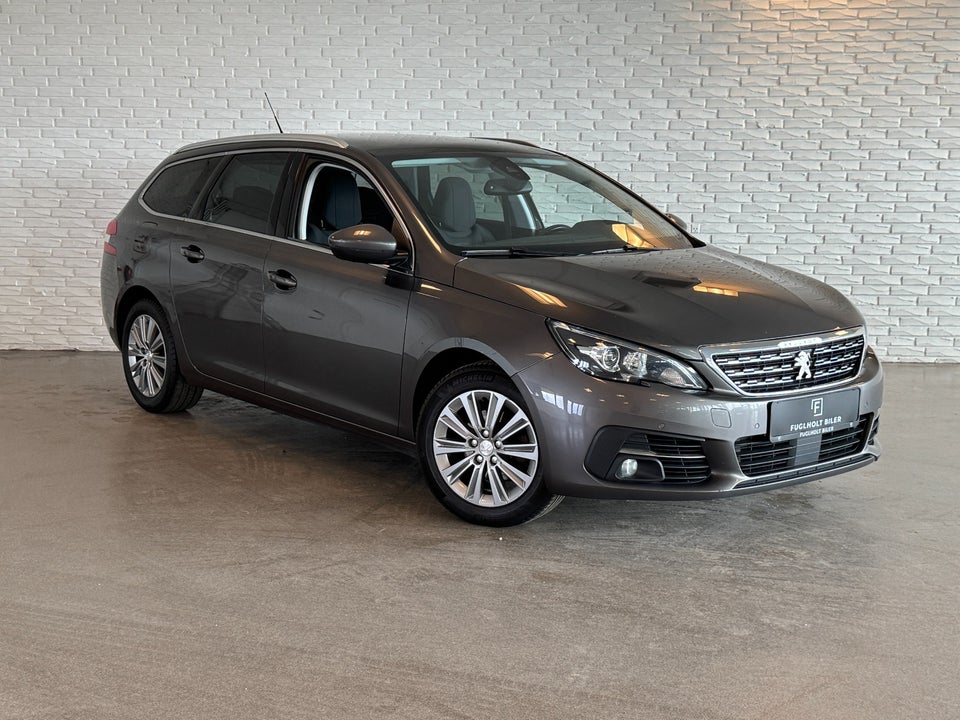 Peugeot 308 1,2 PureTech 130 Infinity SW 5d