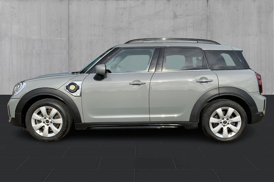 MINI Countryman Cooper SE 1,5 Essential aut. ALL4 5d