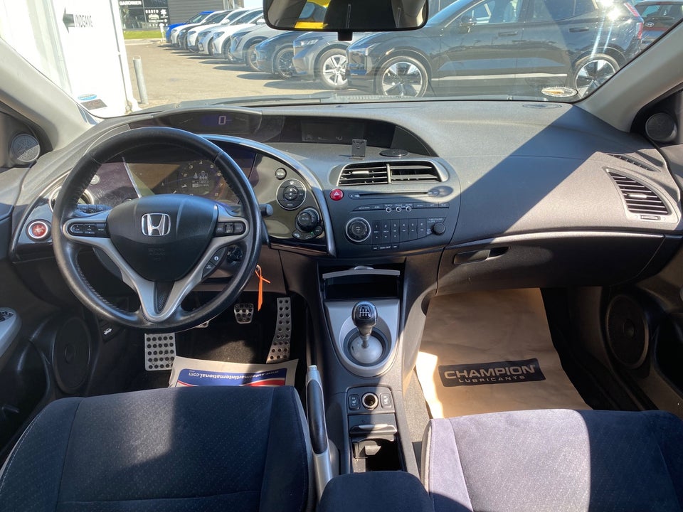 Honda Civic 1,8 Comfort 5d