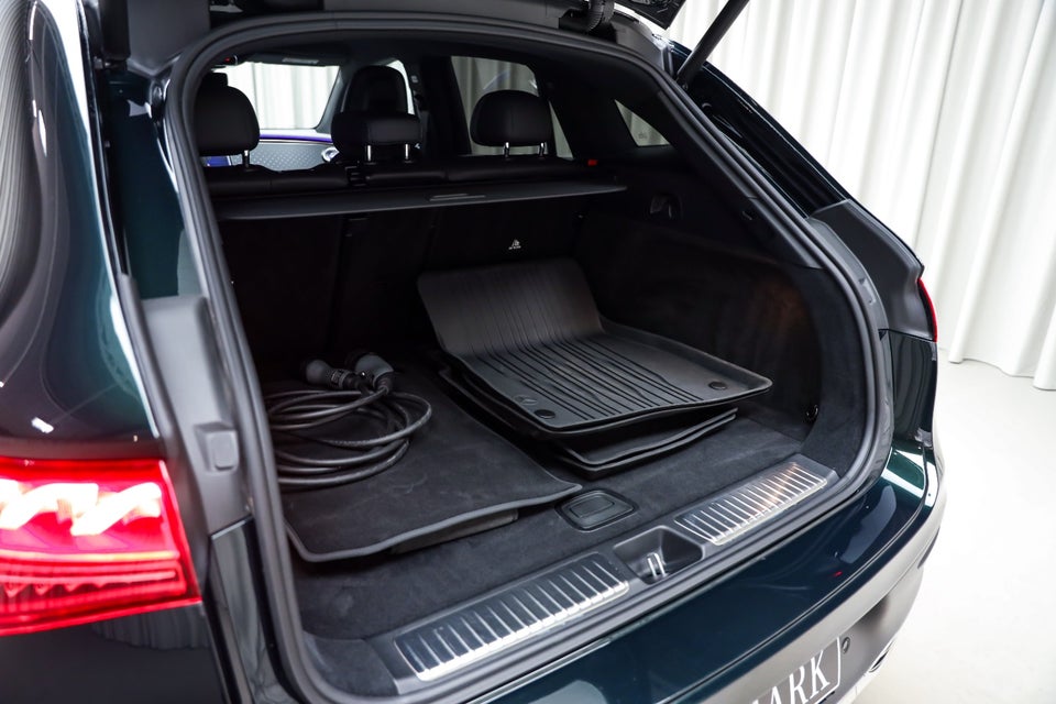 Mercedes EQE350 SUV AMG Advance Plus 4Matic 5d