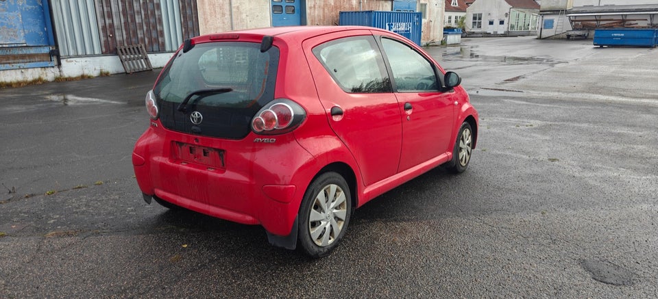 Toyota Aygo 1,0 VVT-i T1 5d