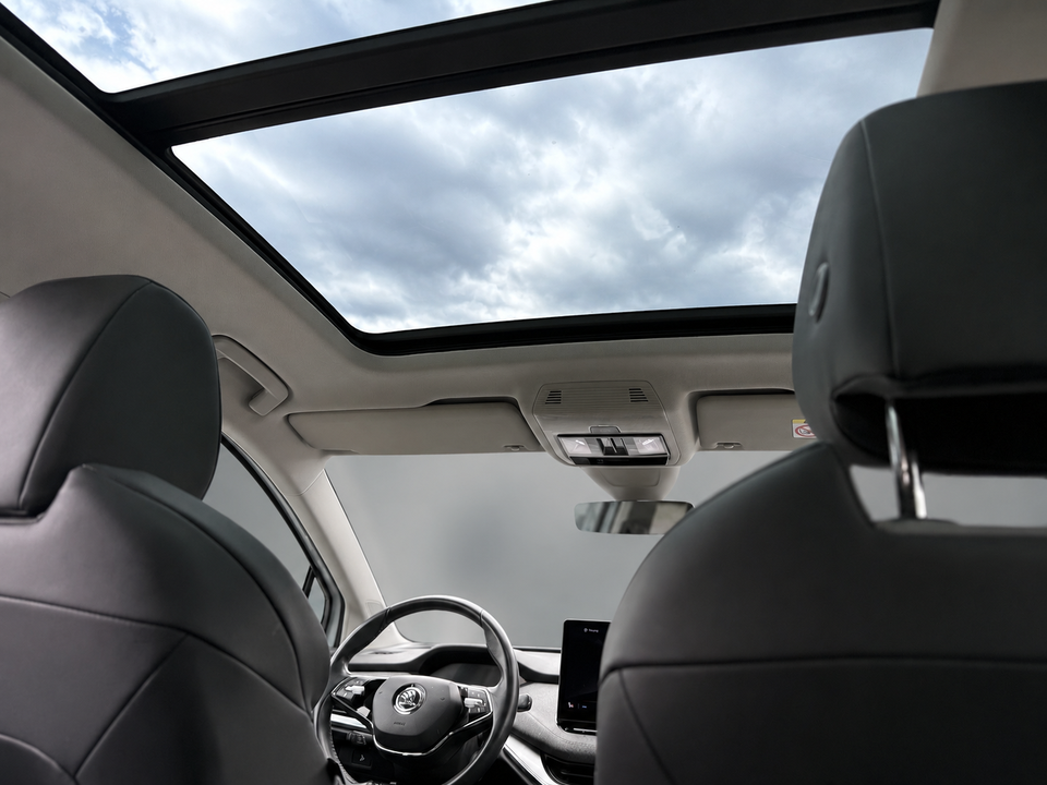 Skoda Enyaq 80 iV Plus Suite 5d