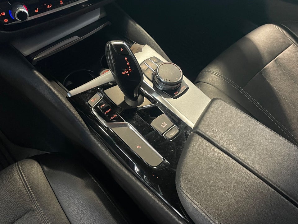 BMW 530d 3,0 Sport Line aut. 4d