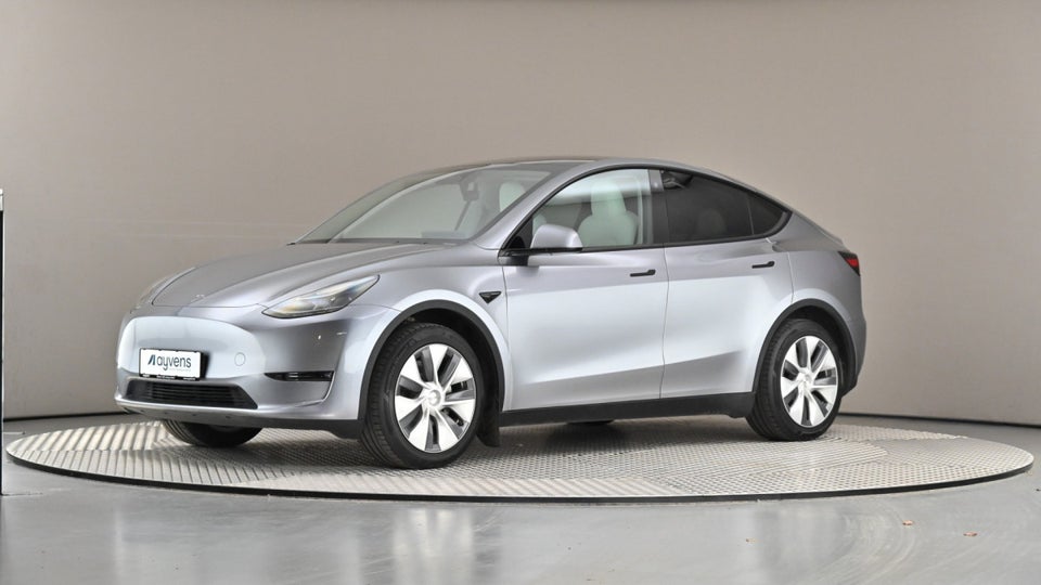 Tesla Model Y Long Range AWD 5d