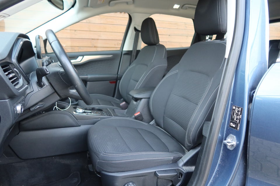 Ford Kuga 2,5 PHEV Titanium CVT 5d