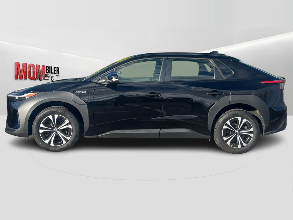 Toyota bZ4X Essential 5d