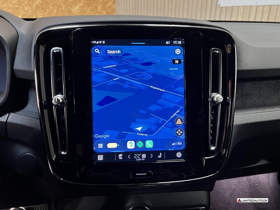 Volvo XC40 P6 ReCharge Plus 5d