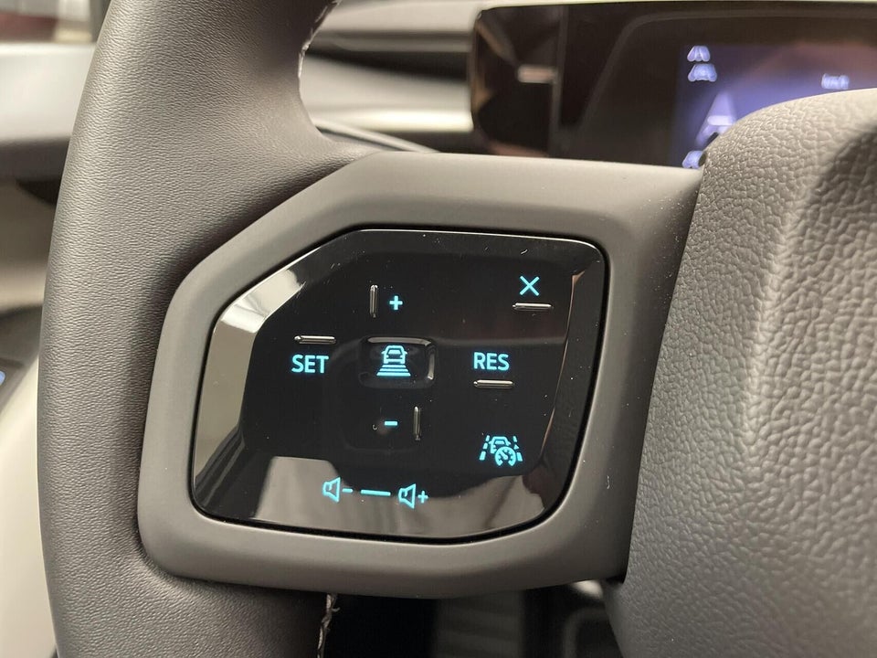 Ford Capri 82 Select Extended Range 5d