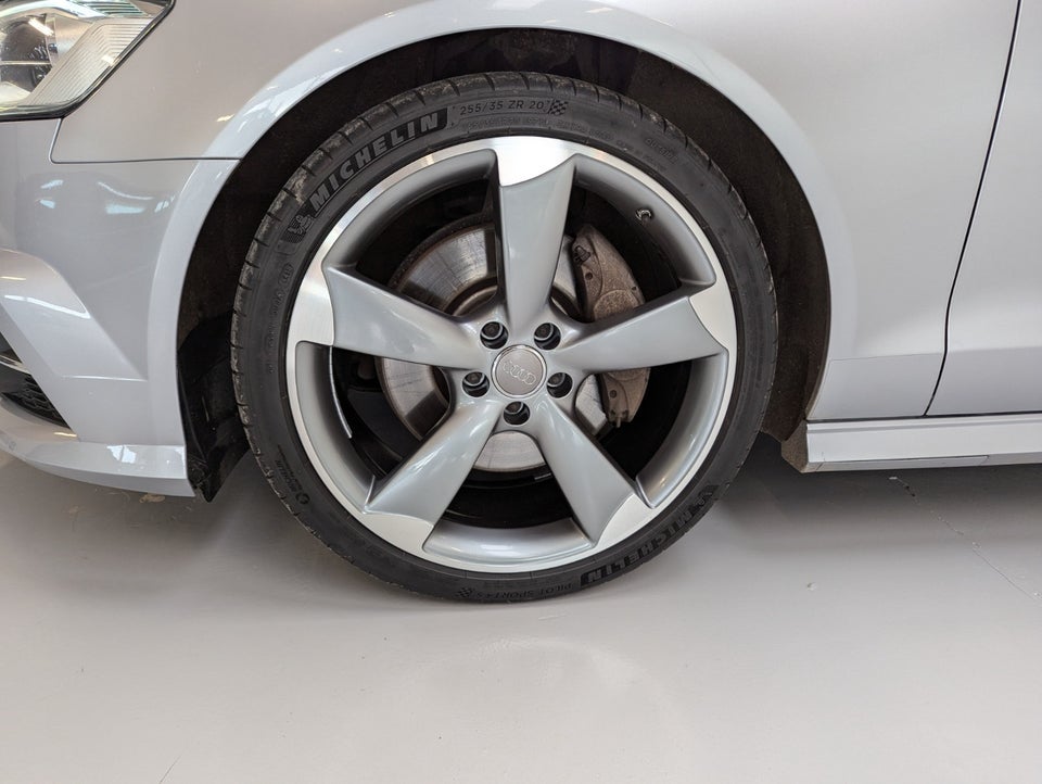 Audi A6 3,0 TDi 218 quattro S-tr. 4d