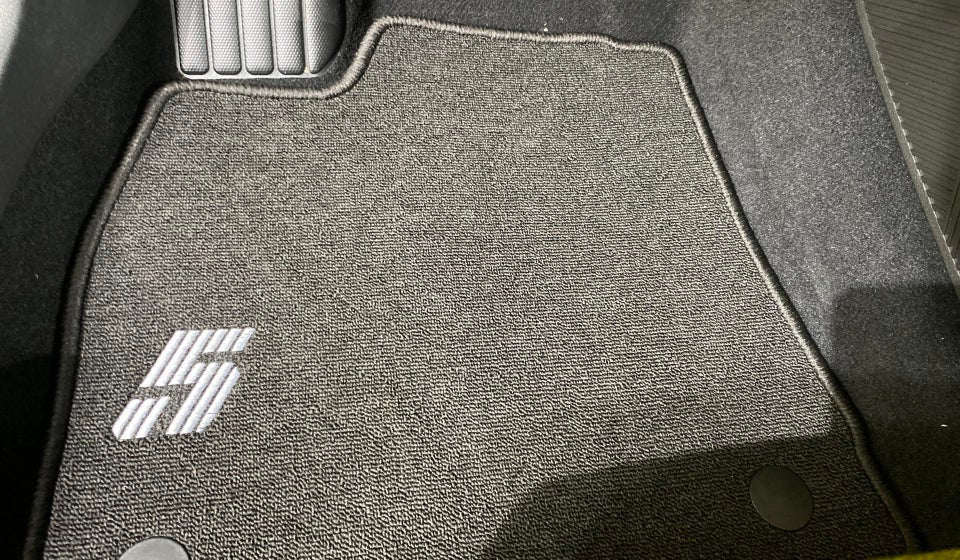 Renault 5 E-Tech 52 Iconic 5d