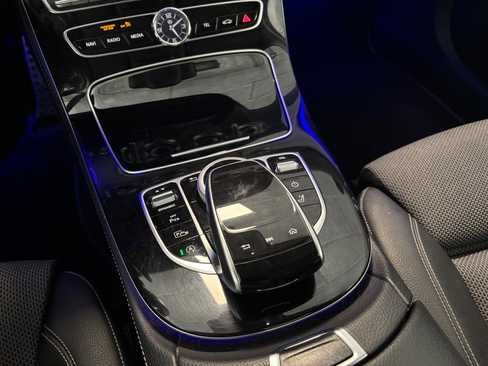 Mercedes E220 d 2,0 AMG Line stc. aut. 5d