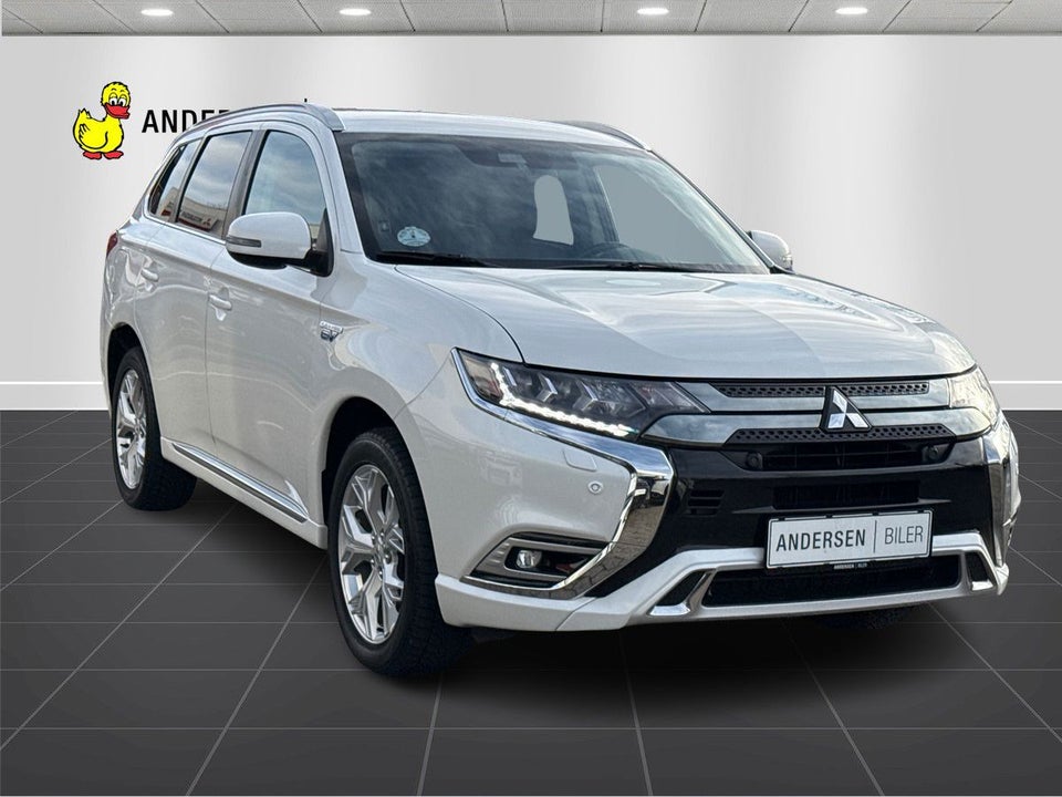 Mitsubishi Outlander 2,4 PHEV Intense CVT 4WD 5d