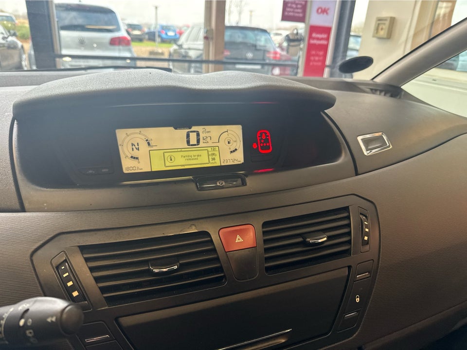 Citroën Grand C4 Picasso 1,6 e-HDi 112 Seduction E6G 7prs 5d