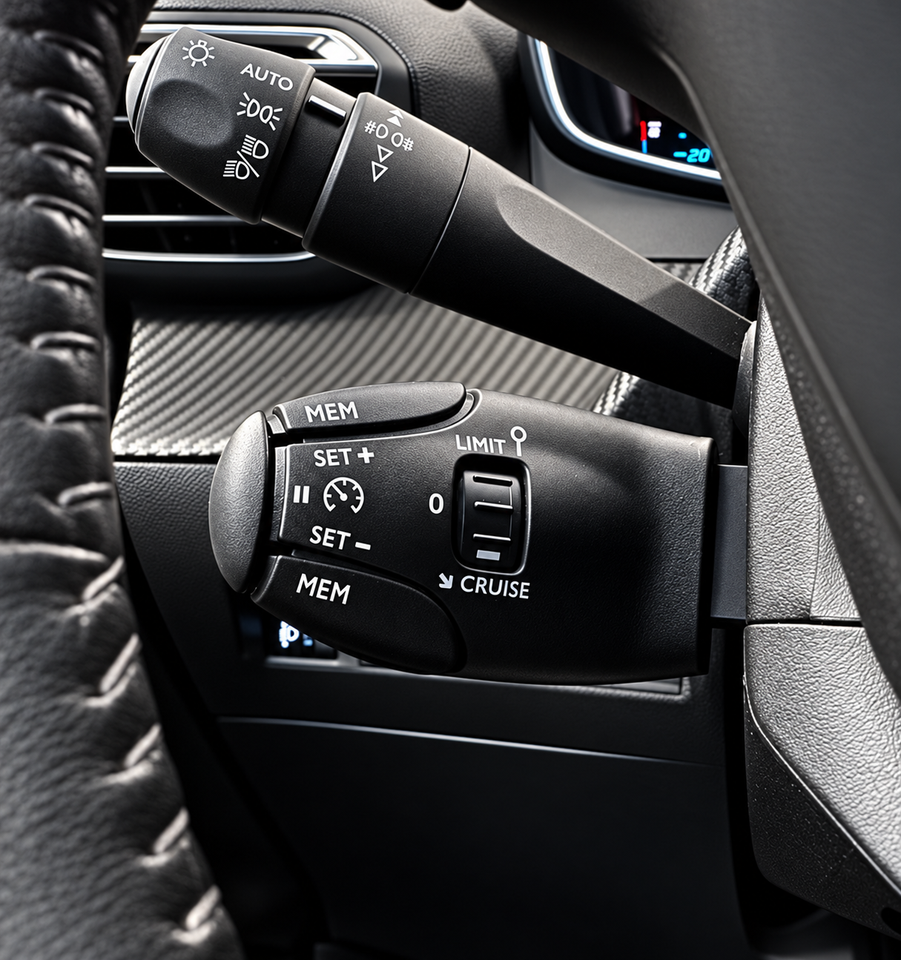 Peugeot e-2008 50 Allure 5d