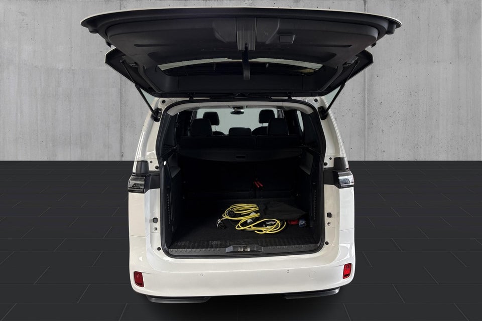 VW ID. Buzz 77 Pro SWB 5d