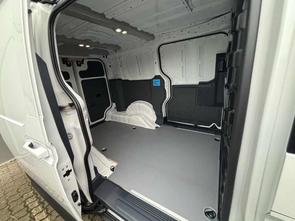 Kia PV5 71 Long Range Work Pro