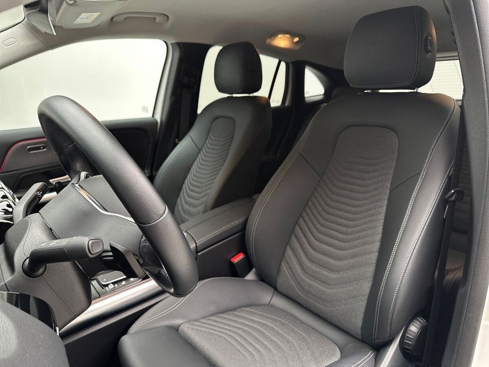 Mercedes EQA250 Progressive 5d