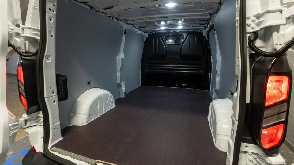 Ford Transit Custom 300L 2,0 EcoBlue Trend