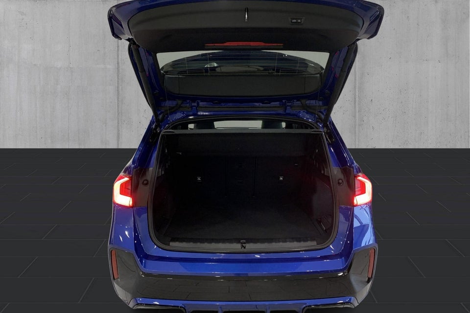 BMW iX1 eDrive20 M-Sport 5d