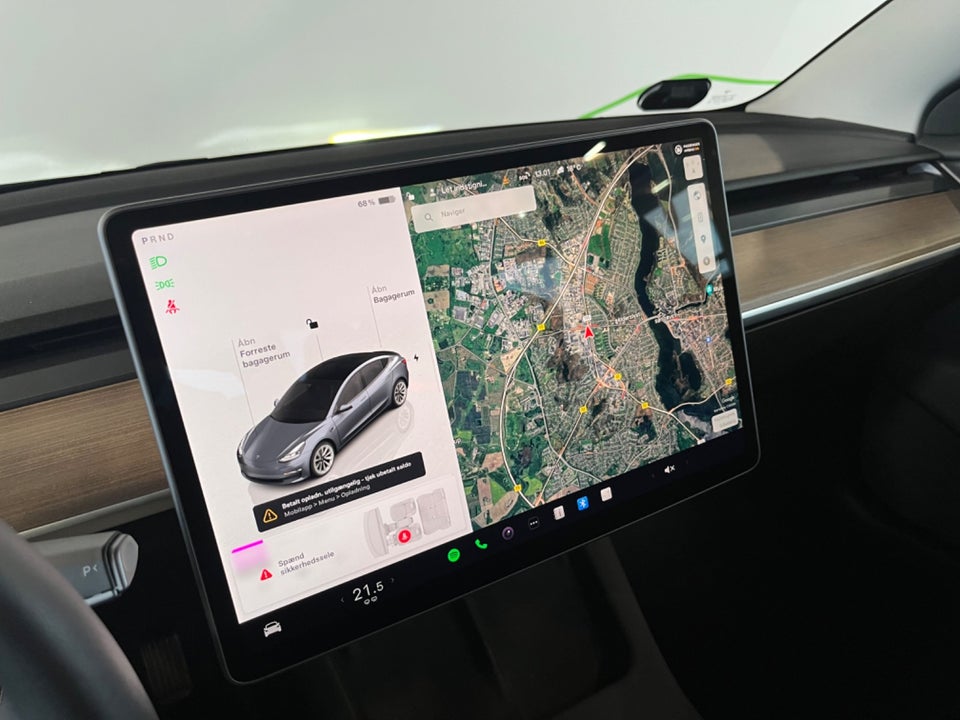 Tesla Model 3 Long Range AWD 4d