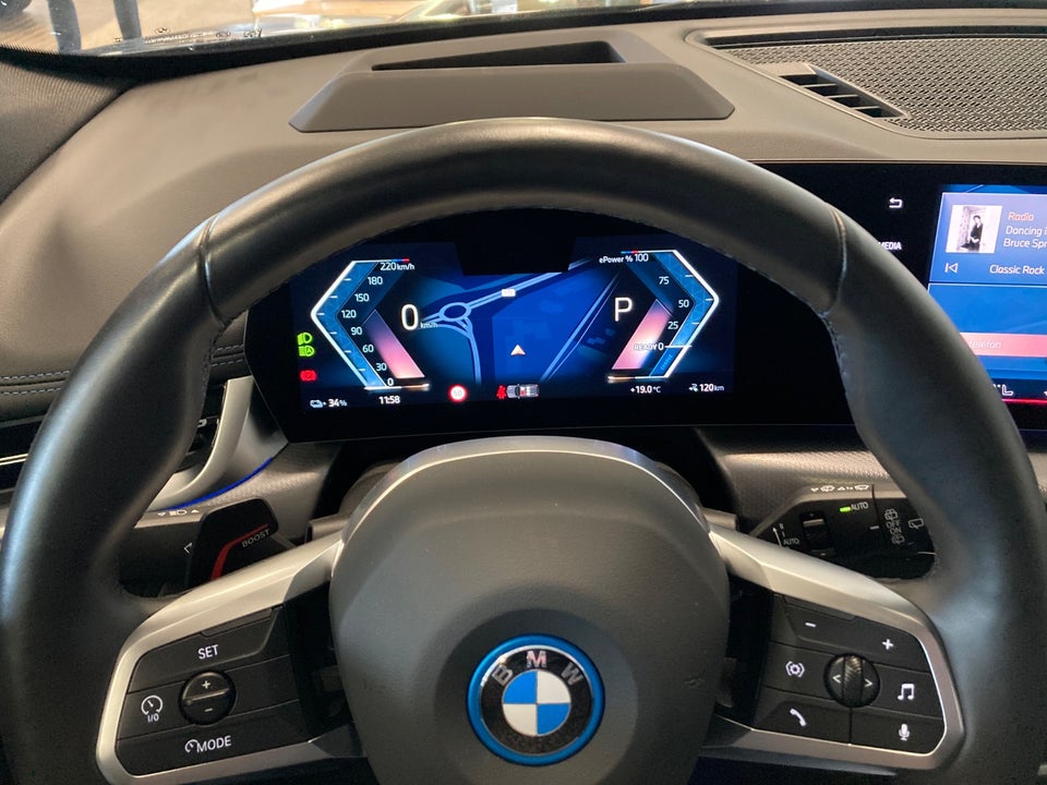 BMW iX1 xDrive30 M-Sport 5d