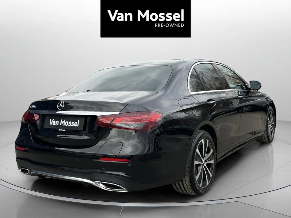 Mercedes E300 e 2,0 AMG Line aut. 4d