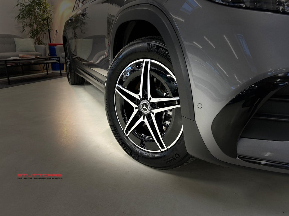 Mercedes EQB250+ AMG Line 5d