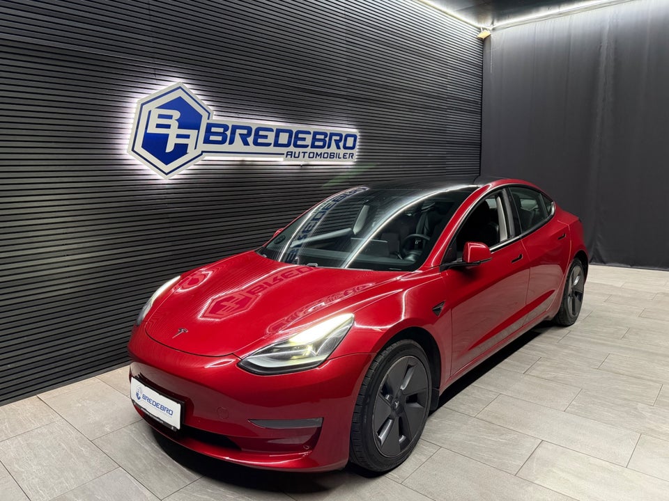 Tesla Model 3 Long Range AWD 4d