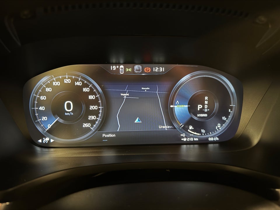 Volvo V60 2,0 T8 ReCharge R-Design aut. AWD 5d