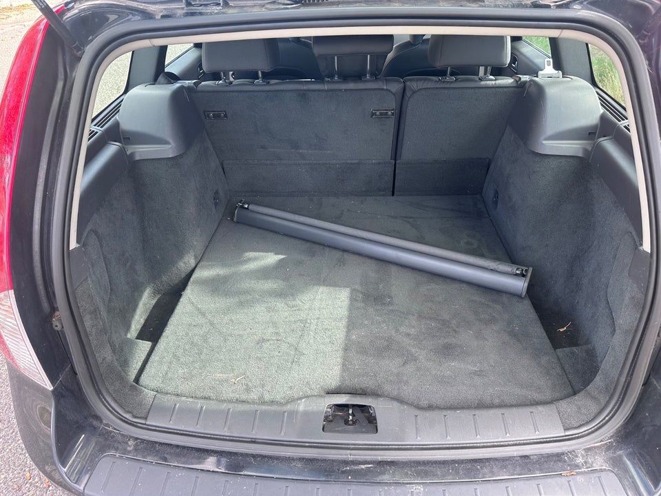 Volvo V50 1,6 D DRIVe 5d