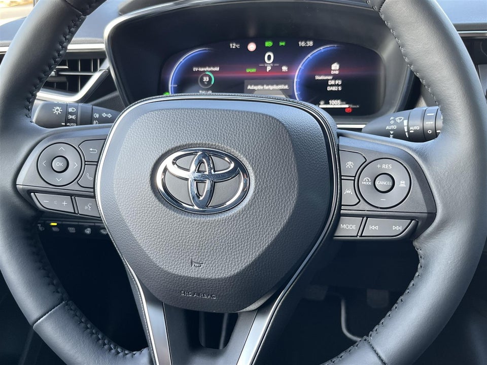 Toyota Corolla 1,8 Hybrid Style Safety e-CVT 5d