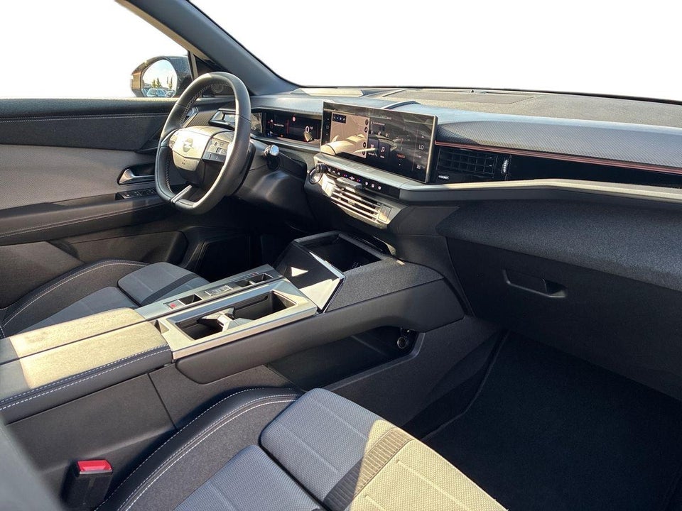 Opel Grandland-e 73 GS Sky 5d