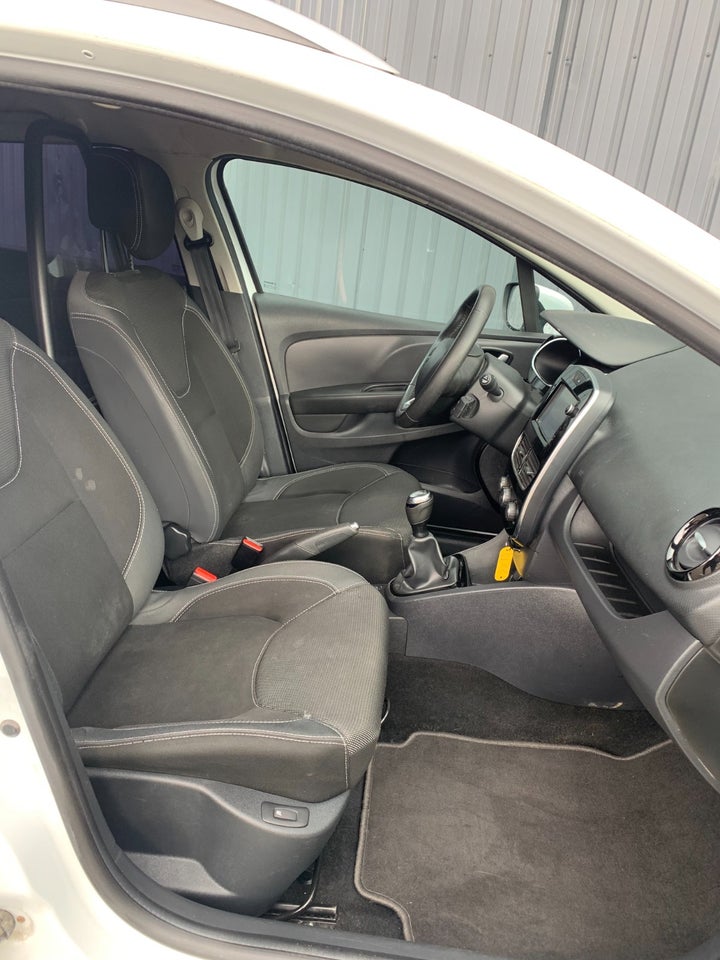 Renault Clio IV 1,5 dCi 90 Zen Sport Tourer Van 5d