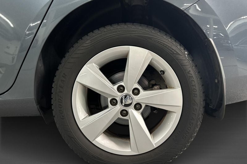 Skoda Fabia 1,0 TSi 110 Ambition Combi DSG 5d