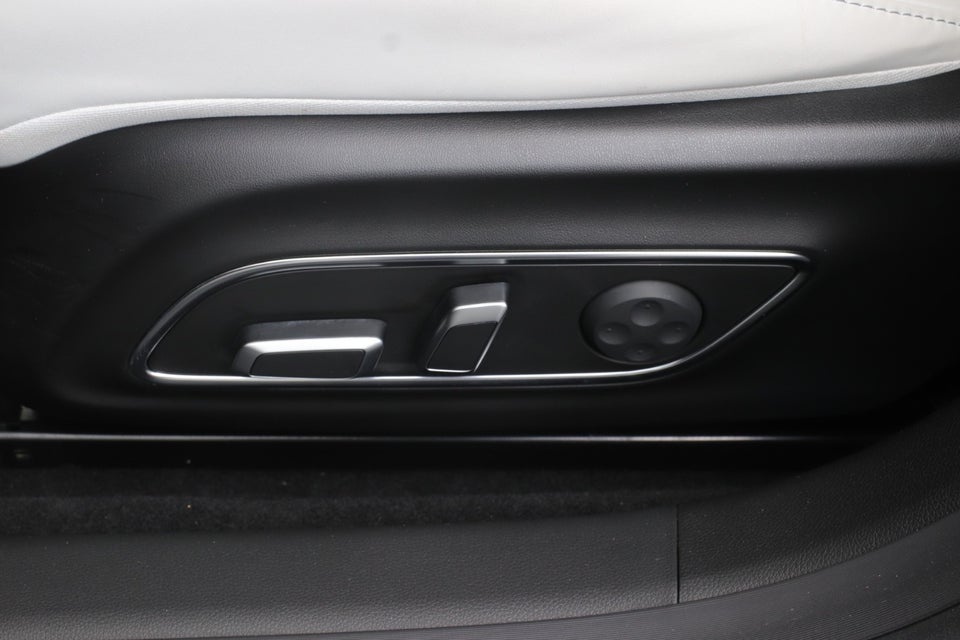 Xpeng P7 Long Range 4d