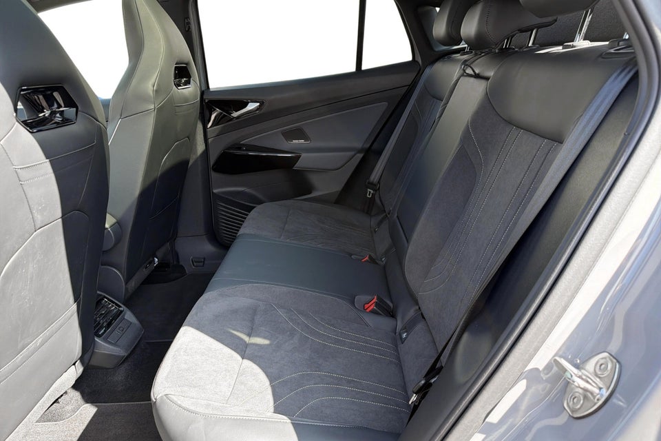 VW ID.5 77 Style+ 5d