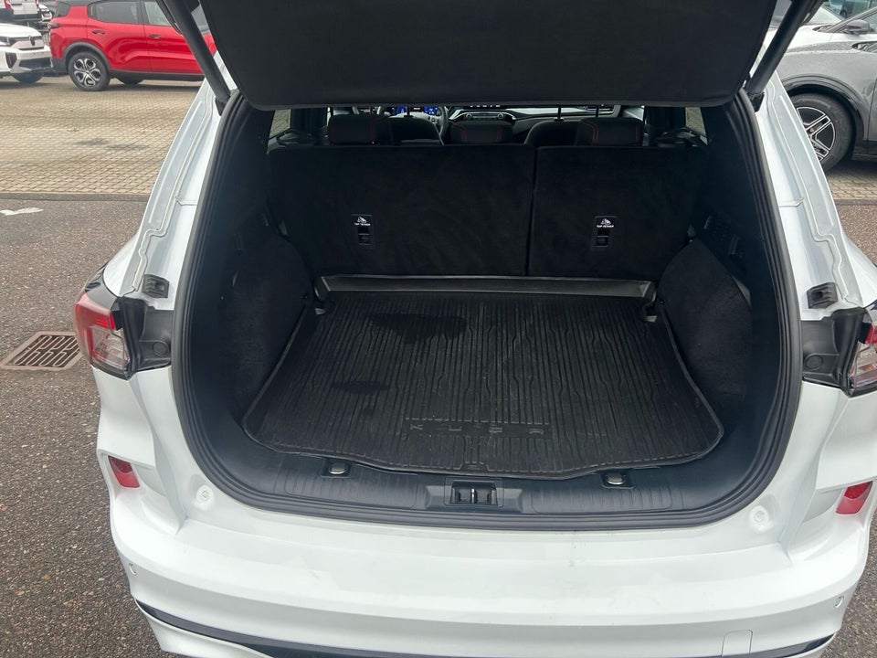 Ford Kuga 2,5 PHEV ST-Line CVT 5d