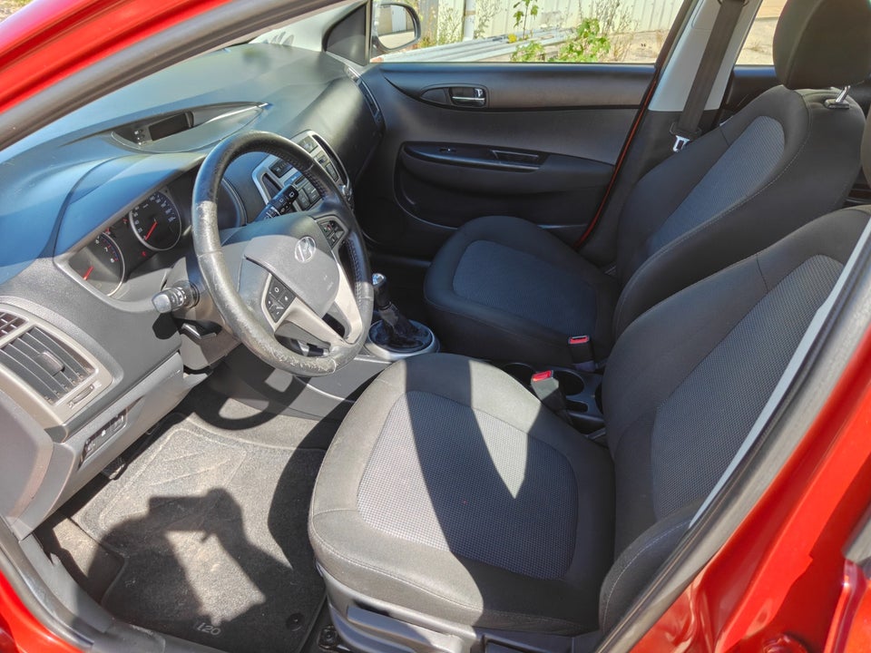 Hyundai i20 1,25 Classic XTR 5d