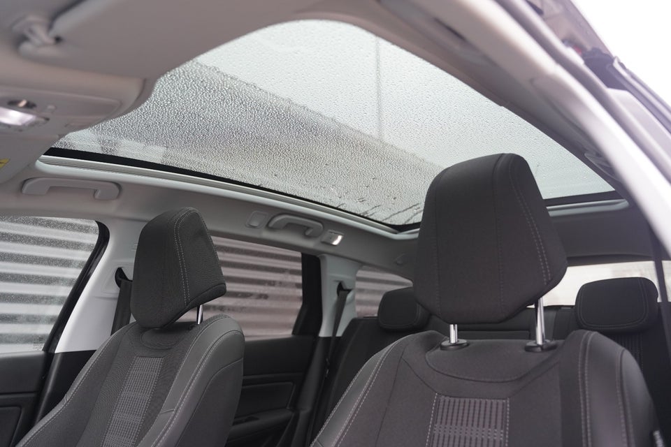 Peugeot 308 1,2 PureTech 130 Selection Sky SW 5d