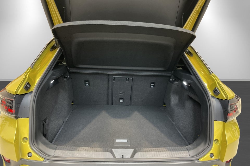 VW ID.4 77 Pro Performance Tech 5d