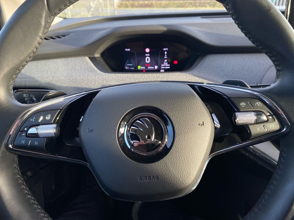 Skoda Enyaq 80 iV Loft 5d