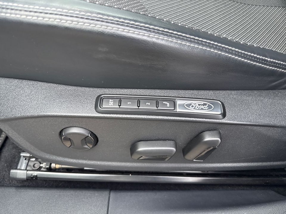 Ford Explorer 77 Select Extended Range 5d