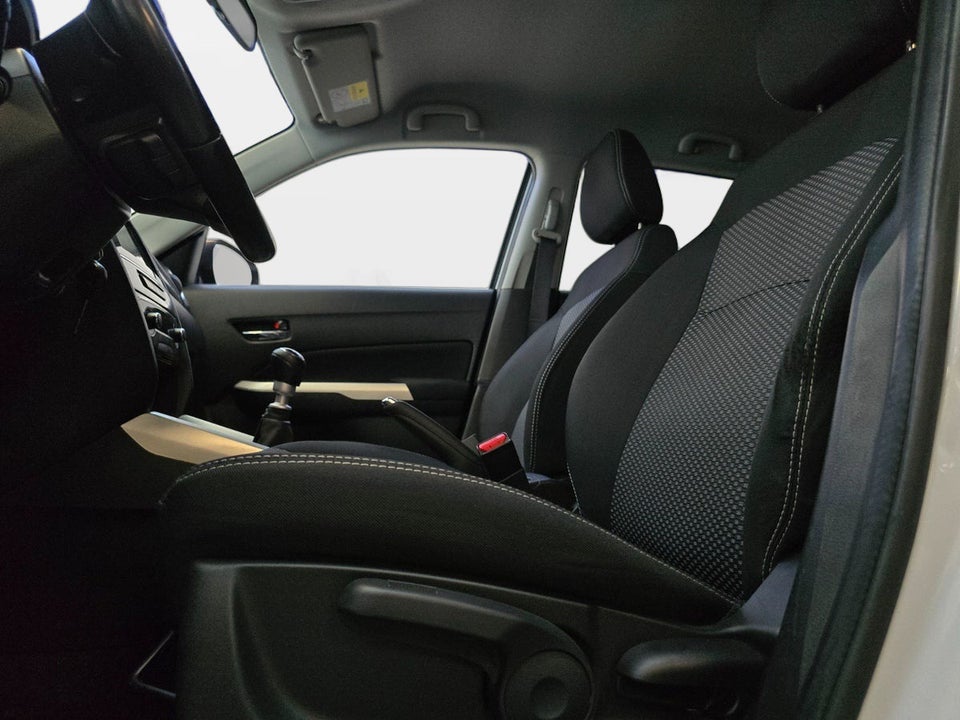 Suzuki Vitara 1,6 DDiS Active 5d