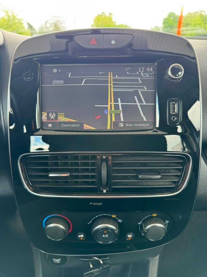 Renault Clio IV 1,5 dCi 90 Limited Sport Tourer 5d