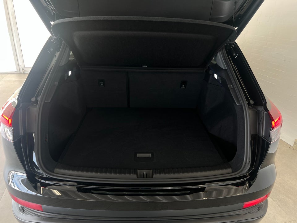Audi Q4 e-tron 40 Advanced 5d