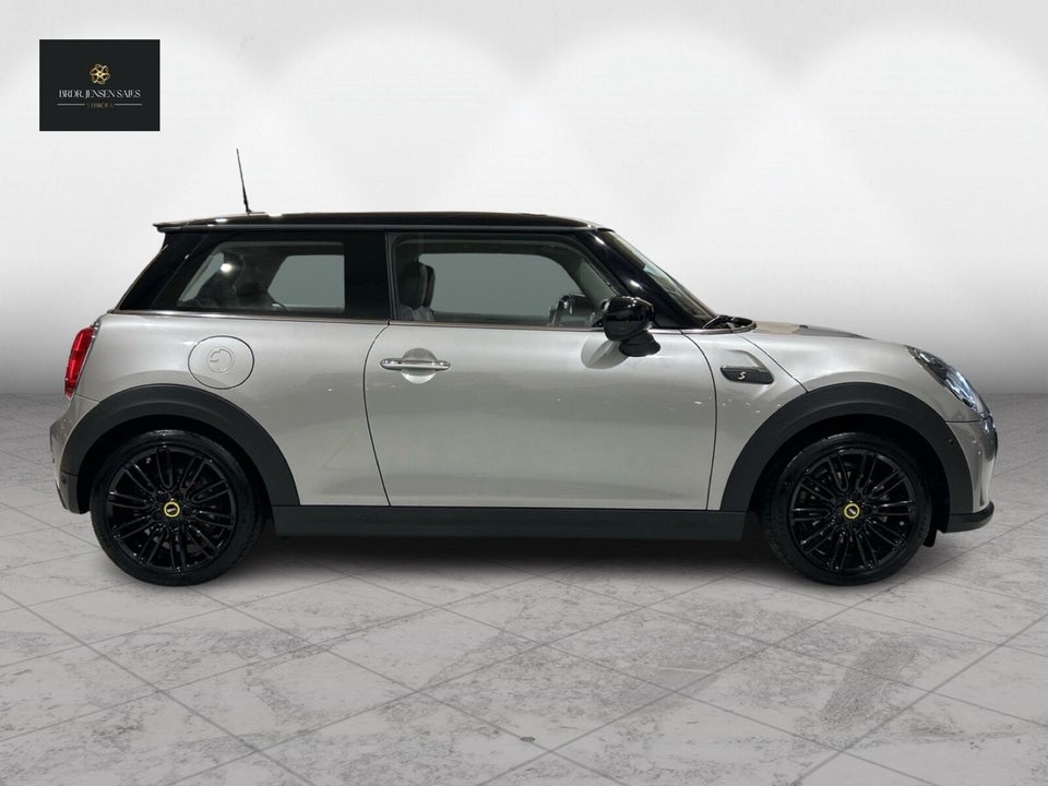 MINI Cooper SE Classic Trim 3d